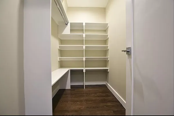 Rented by REAL New York | media 9