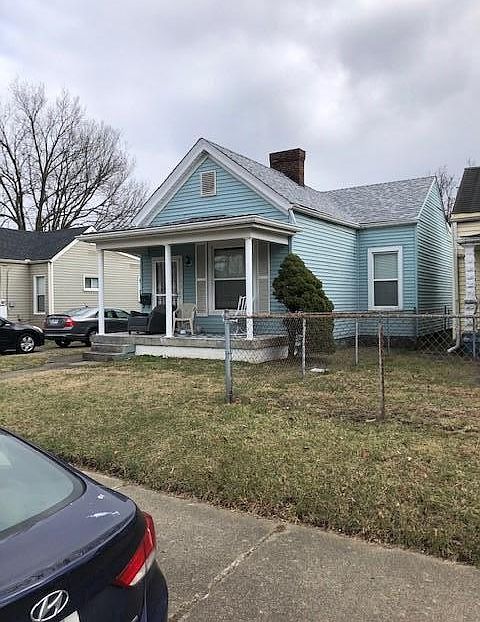 1st image of 414 E Brandeis Ave