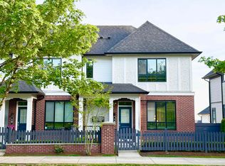 3500 Burke Village Promenade #18, Vancouver, BC V3E 0N2