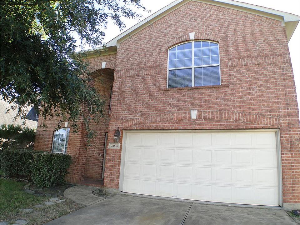 1st image of 24639 Hampton Lakes Dr