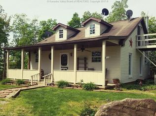 348 Linsy Ln, Leon, WV 25123