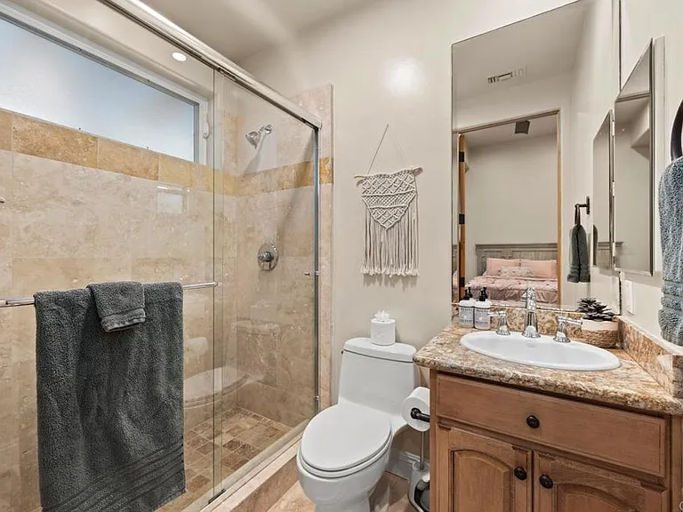 1632 S Pacific St #B — Photo 17