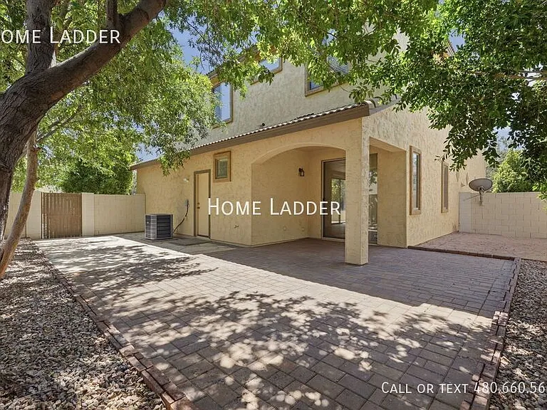 4172 E Santa Fe Ln — Photo 31