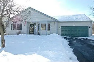 717 N Carriage Hill Rd photo 1