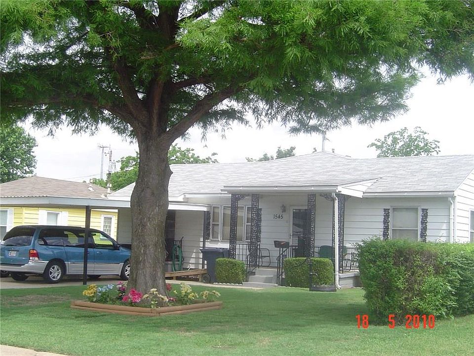 1st image of 1545 SW 45th St