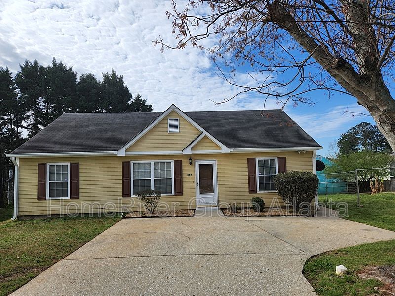 1st image of 458 Orchard Dr