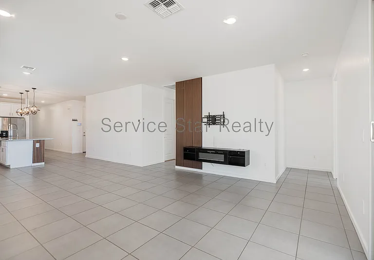 4398 W Janie St — Photo 17