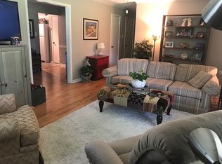 6977 Fords Station Rd, Germantown, TN 38138