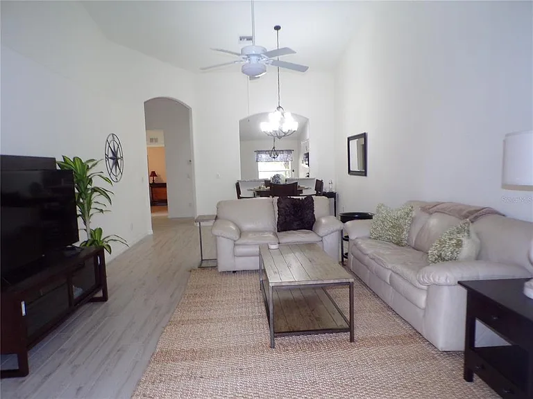 3845 Albacete Cir #50 — Photo 37