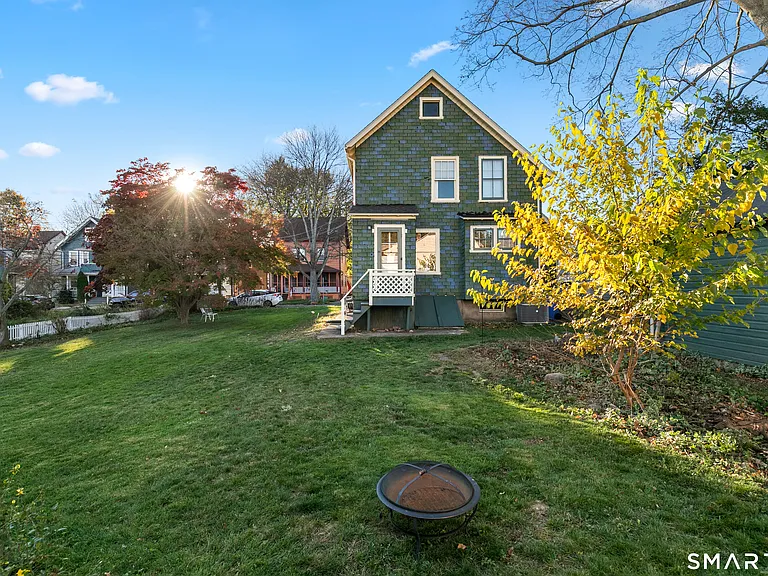 53 Turner Ave — Photo 38