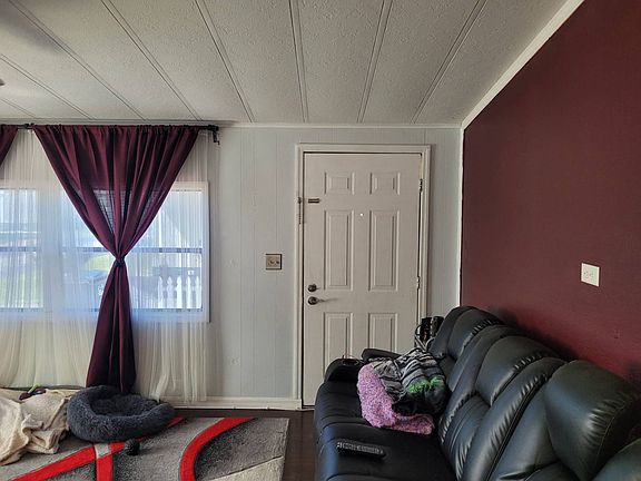 5th image of 7325 Luau Dr