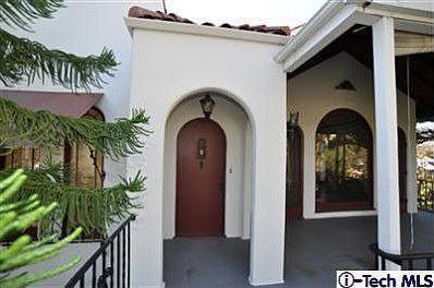 1st image of 2025 Fair Oaks Ave