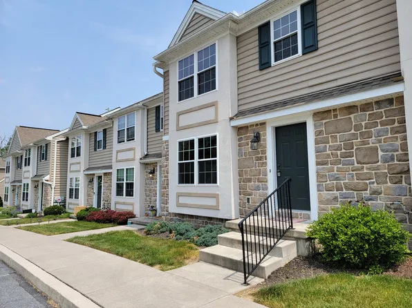 30 Christy Ct, Elizabethtown, PA 17022