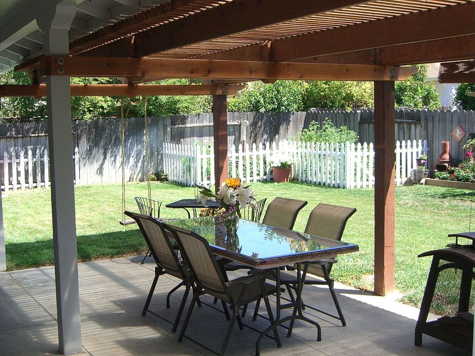 2nd image of 3815 Santa Clara Way