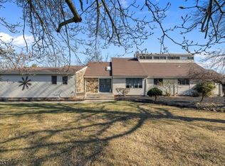 34 Jackie Dr, Long Valley, NJ 07853