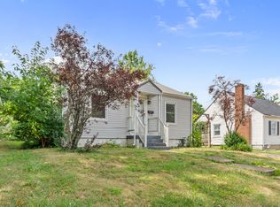 1021 Meadow Ln, Lexington, KY 40505
