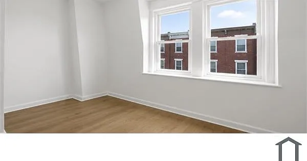 4035 Green St #3 — Photo 8