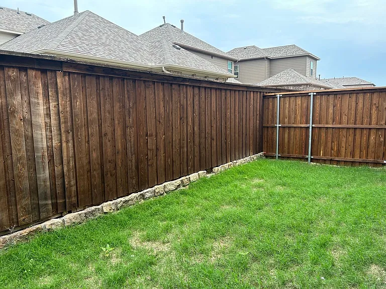 4561 Refugio Dr — Photo 7