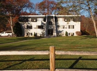 15 River St, Smithfield, RI 02917