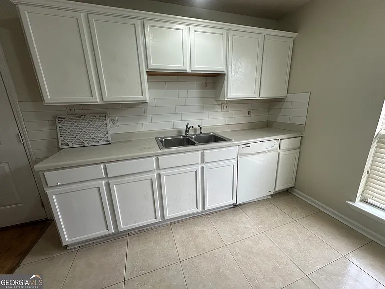 465 Eagles Crossing Cir — Photo 6