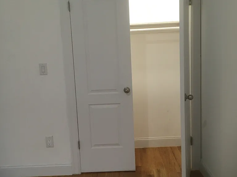 299 Hinsdale St #2 — Photo 4