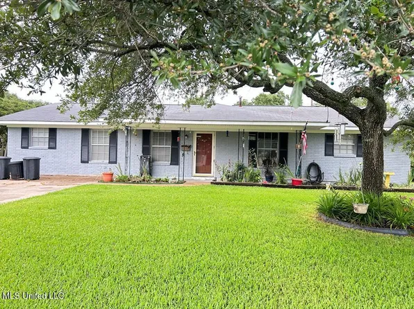 103 Stuart Dr, Vidalia, LA 71373