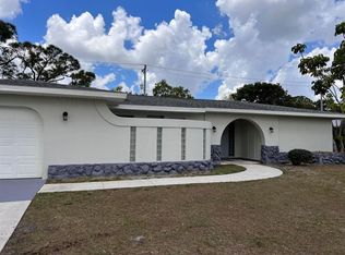 118 NW Airoso Blvd, Port Saint Lucie, FL 34983