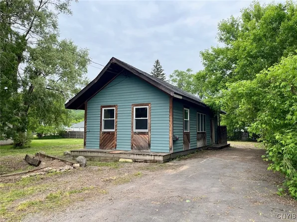 196 Elton Ave, Syracuse, NY 13205