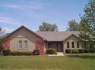 1017 Carey Rd N, Carmel, IN 46033