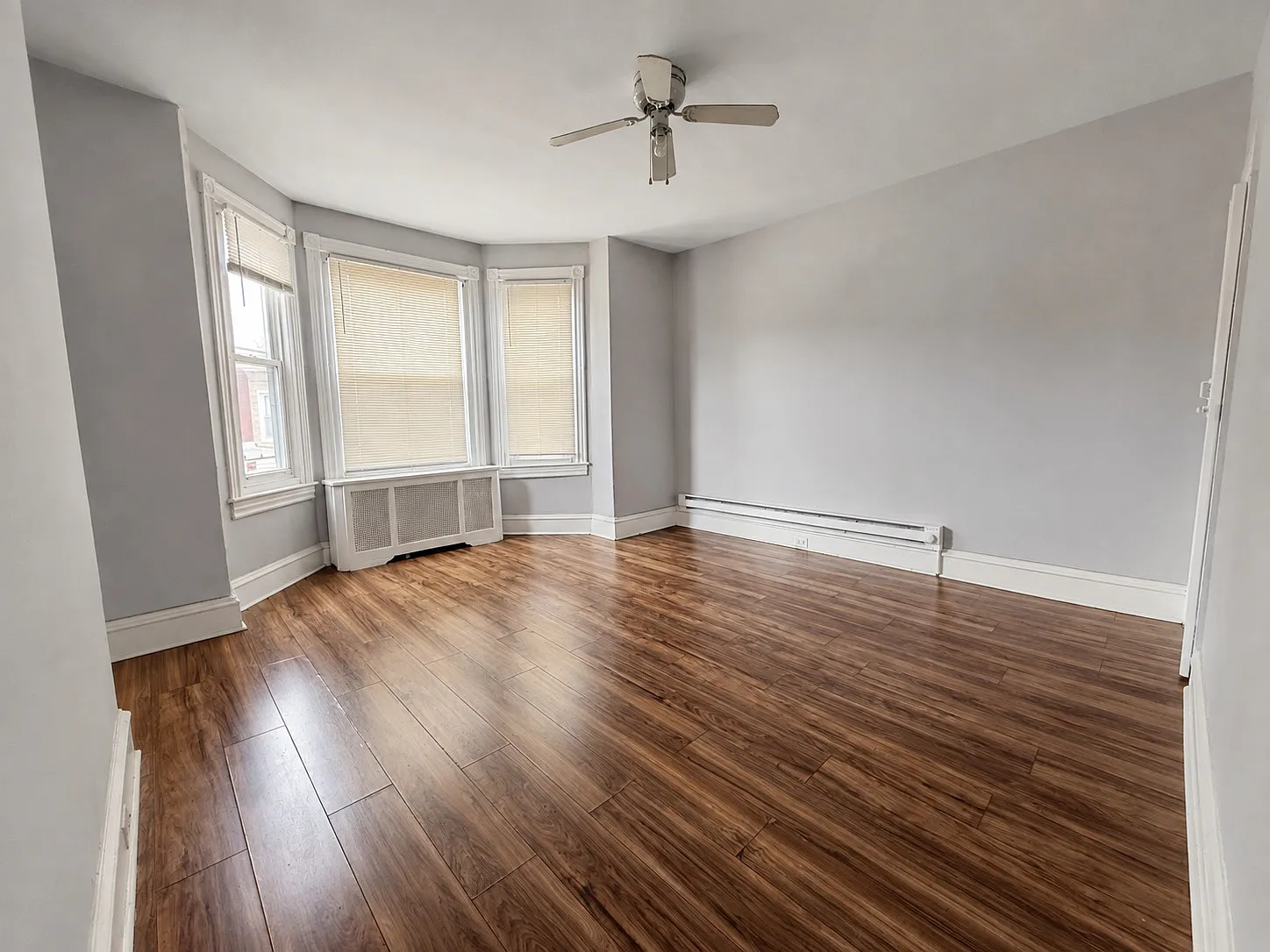Second-Floor 2-Bedroom Apartment in Cobbs Creek — Photo 2