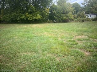 9 Wildwood Dr, Parkersburg, WV 26101