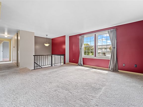 5th image of 233 Oberlin Dr