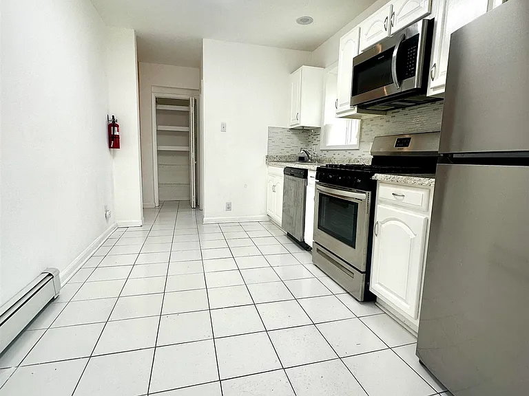 247 Clendenny Ave #1 — Photo 6