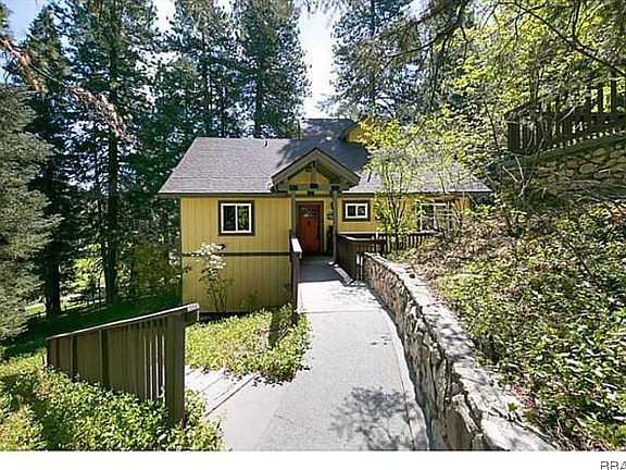 5th image of 207 Fairway Dr