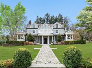 276 Manor Rd, Ridgewood, NJ 07450