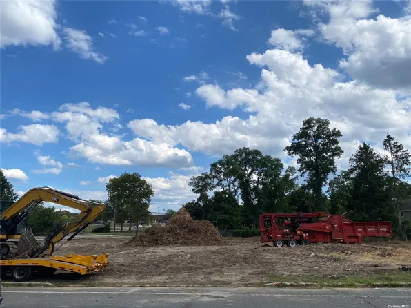 Straight Path, Dix Hills, NY 11746