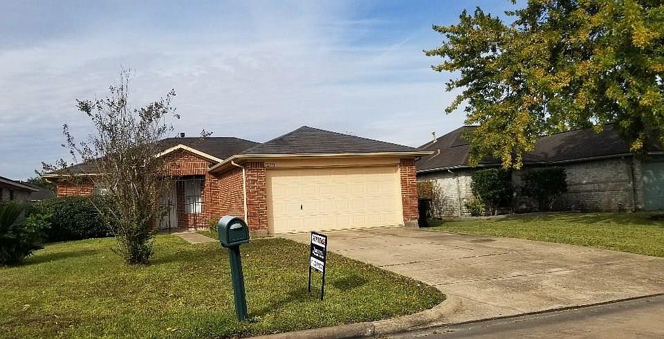 1st image of 12710 Rockford Dr