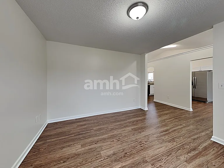 219 Bellport Dr — Photo 6