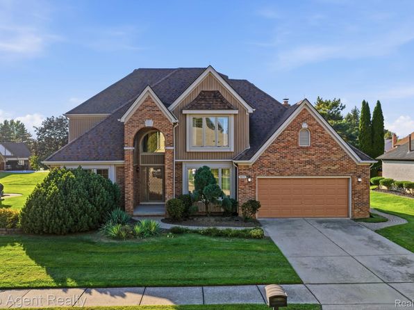 46441 Rockford Dr