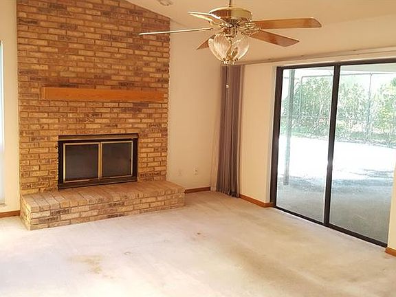 2nd image of 1441 Treetop Dr