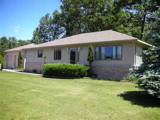 1st image of 30 Maple Grove Ave