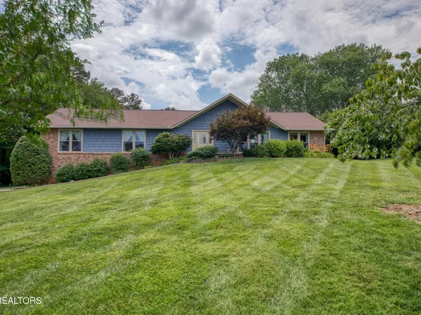 909 Woodsmoke Cir, Knoxville, TN 37934