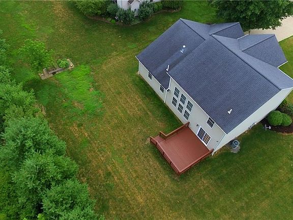 3rd image of 116 Eastwind Dr