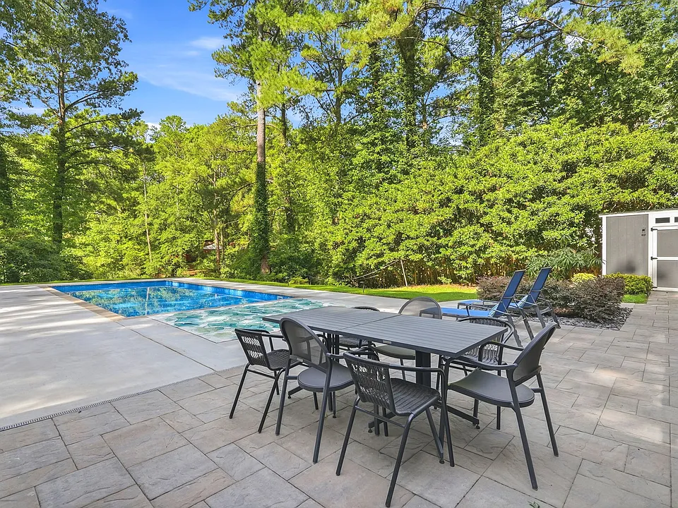 3905 Heron Point Ct