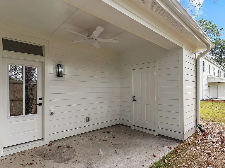 4213 Spirea Dr #B — Photo 15