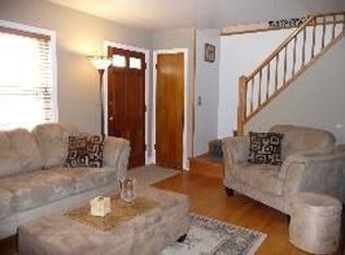 517 N Main St, Mount Prospect, IL 60056