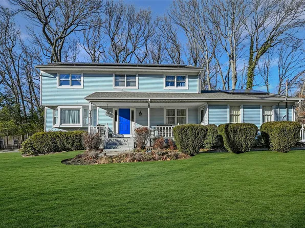2 Levon Lane, Miller Place, NY 11764