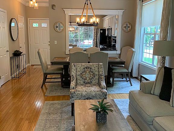 Living Room / Dining Room