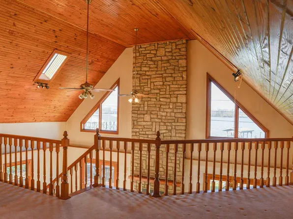 3727 S Bank Rd NE, Millersport, OH 43046