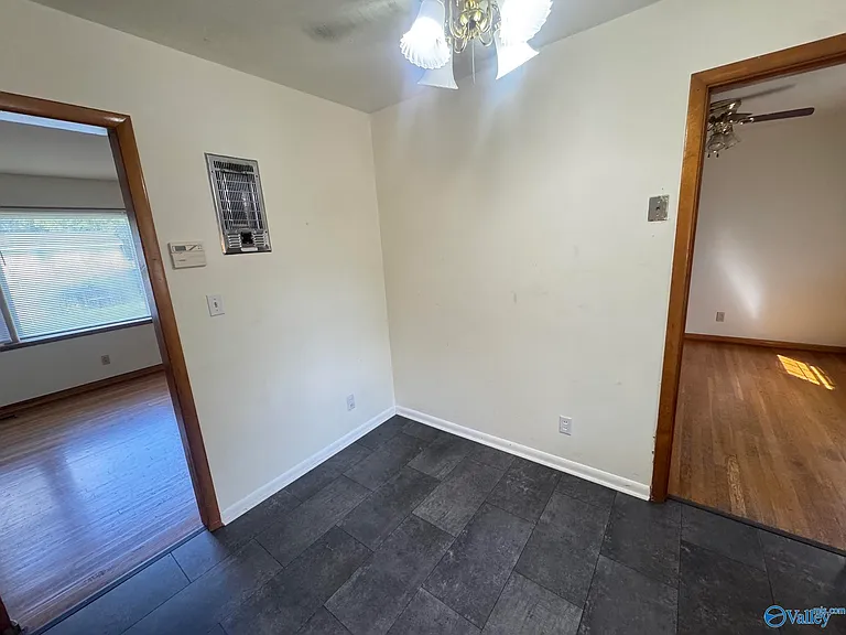 4211 Teejay Dr NW — Photo 11